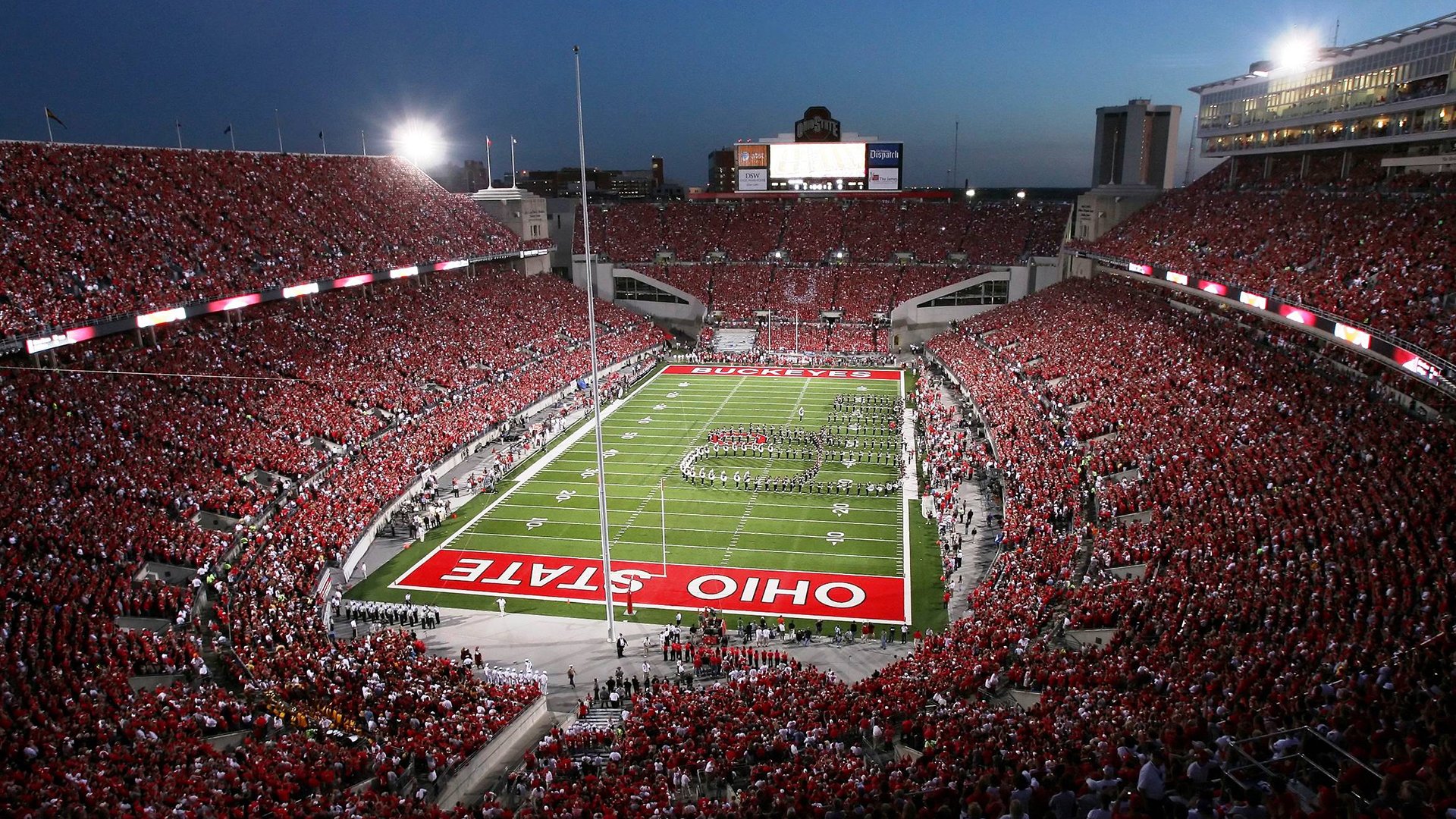 开云体育下载-“武汉马拉松：选手们突破自我，勇敢迎接挑战”